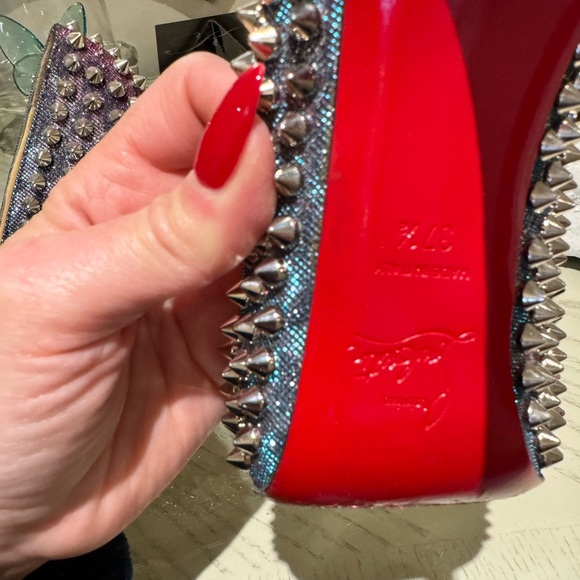 Christian Louboutin pumps size 37.5 🔥 - Picture 3 of 3